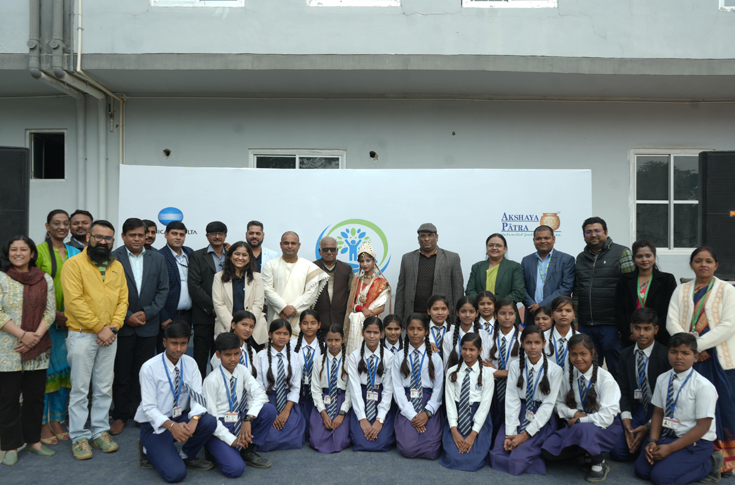 Konica Minolta uses EVs to provide mid-day meals to Varanasi students  