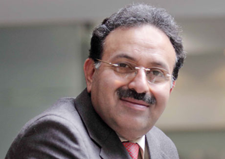 We do not need more players, but big players: Alok Bharadwaj, Canon India