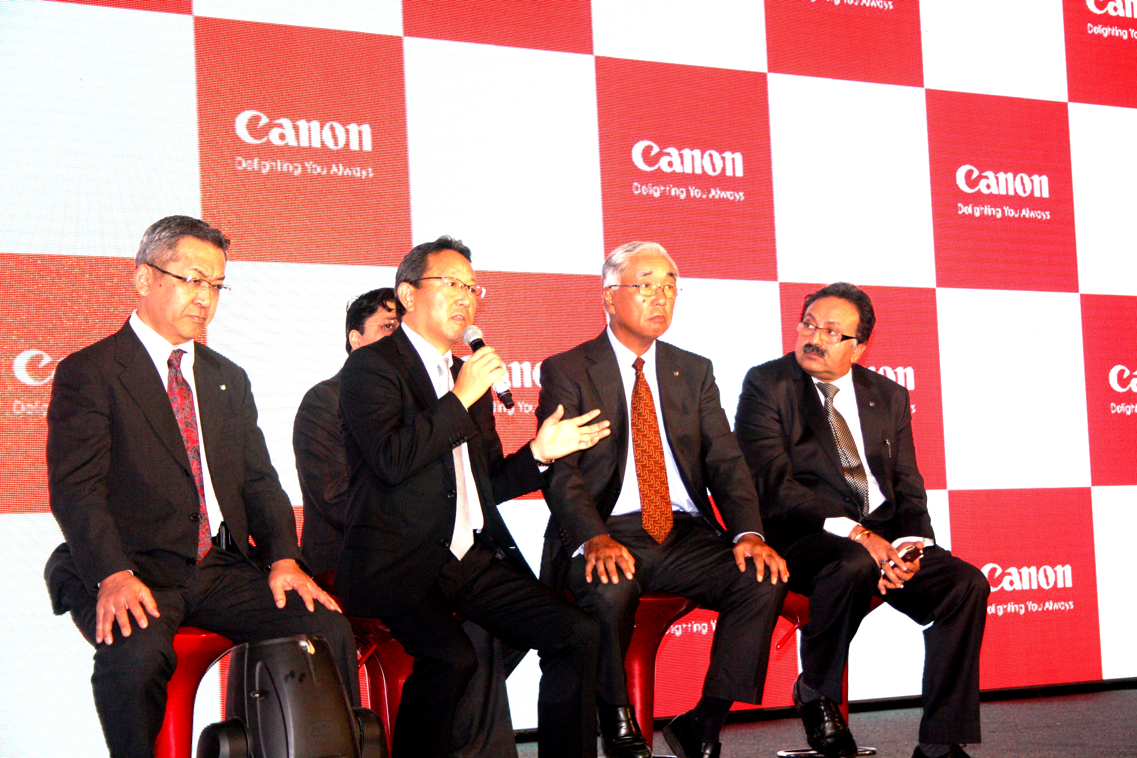 Canon hopes to transform the Rs 3,072 crore commercial photo printing market