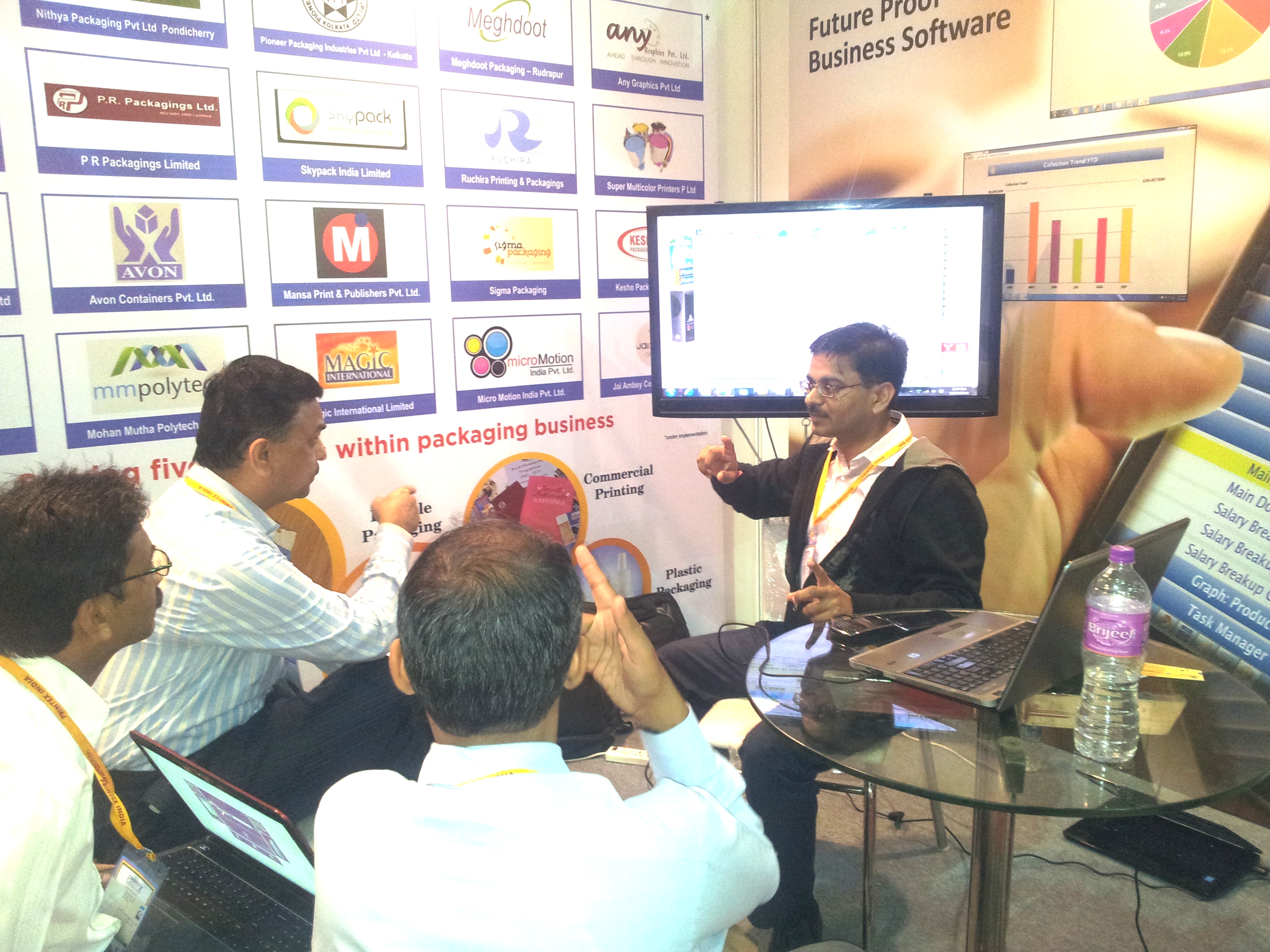 ERP demonstrations at Finsys’s Printex stand