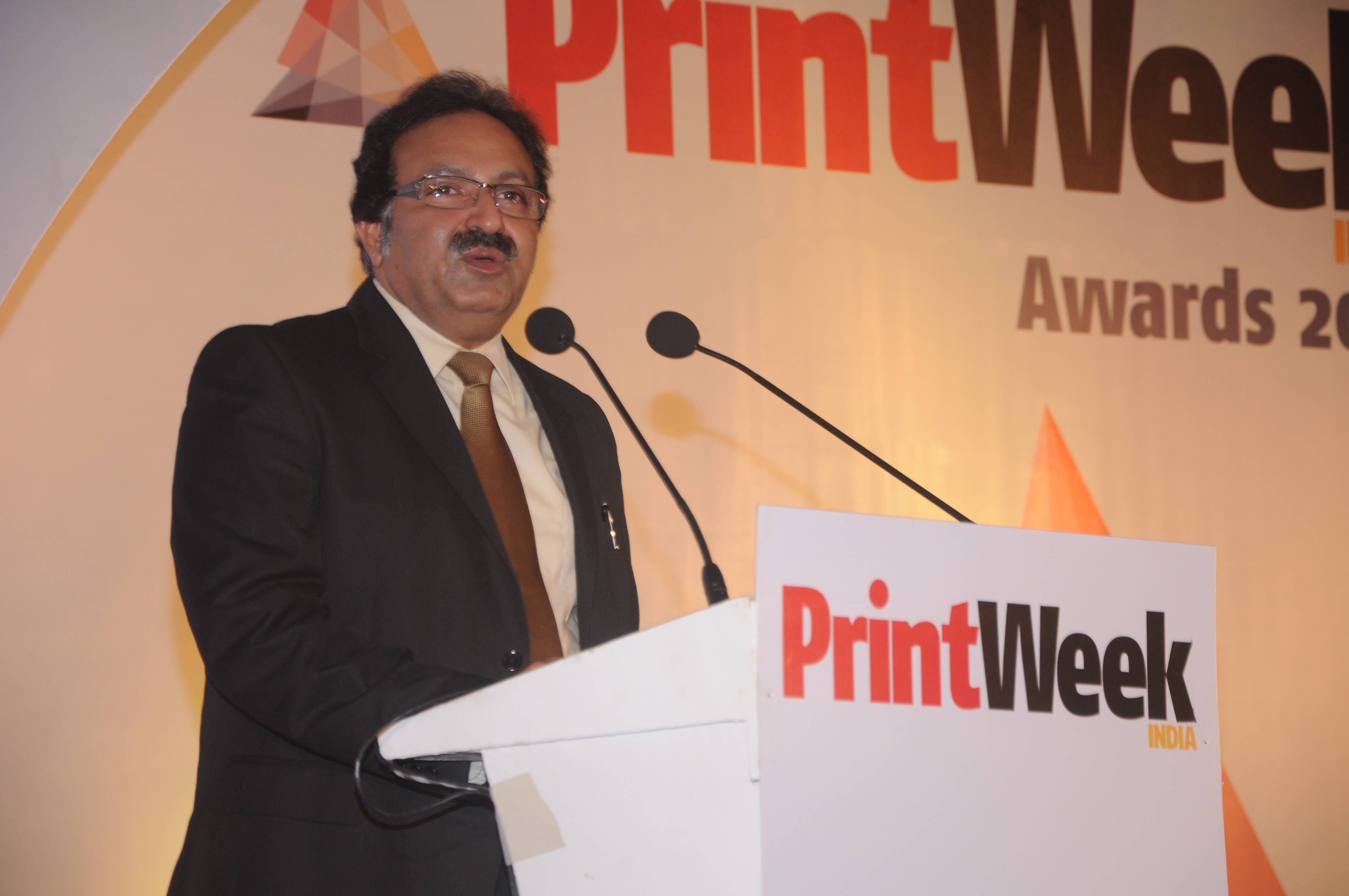 Canon to sponsor three award categories