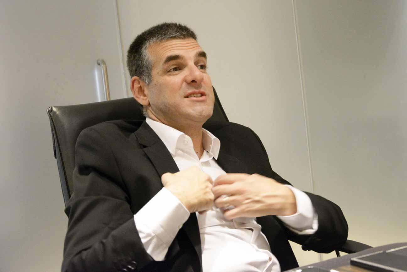 EFI snaps multimillion dollar deal with Australian quick print major