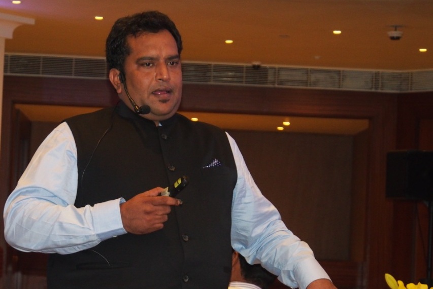 Pragati and HP woo packaging buyers with digital open house