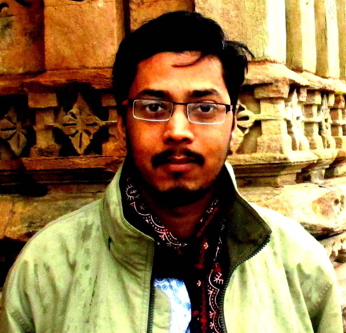 The Mad, Mad World of Print: Snippets from Around India IV