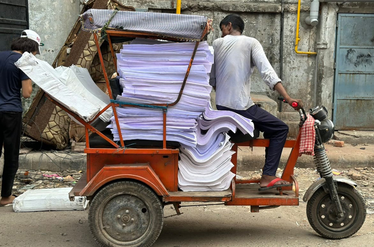 Prime Minister urges citizens to recycle paper