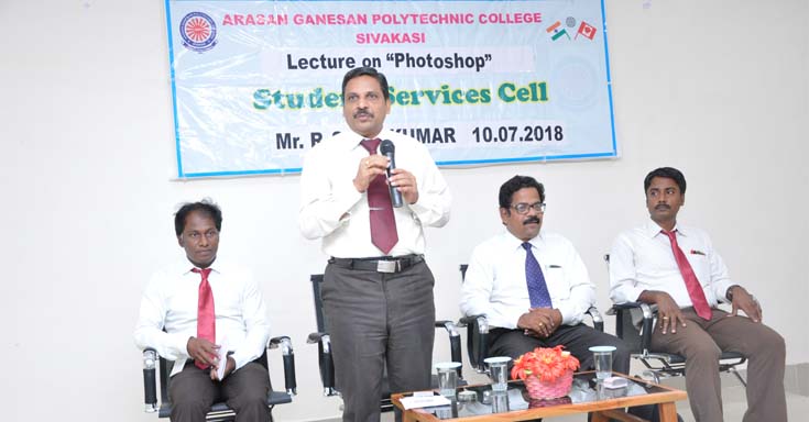 Arasan Ganesan Polytechnic holds Photoshop training