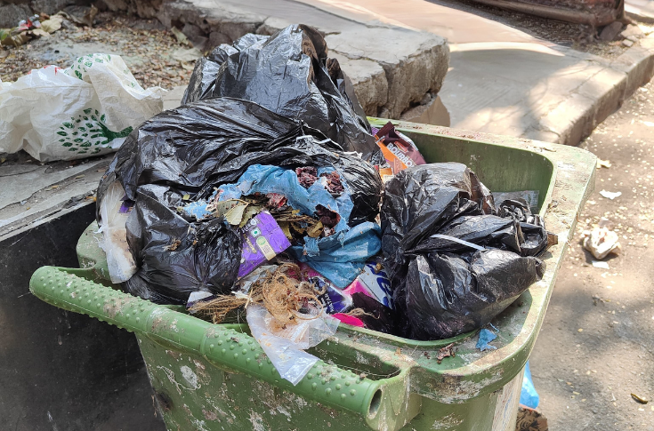 Clamp down on single-use plastic in Maharashtra   