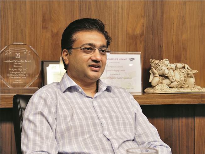 Warburg acquires majority stake in Parksons Packaging