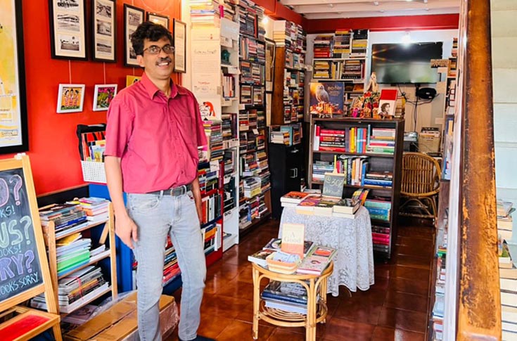 Book fairs drew crowds as publishers spot shifts in selling models