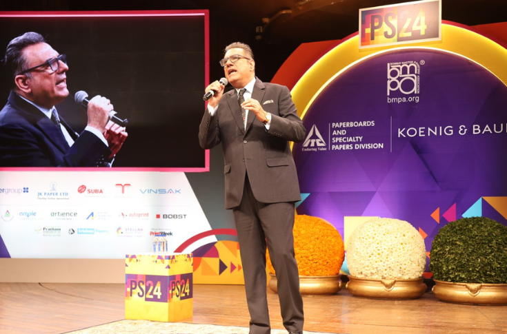 Boman Irani hails print industry as amazing