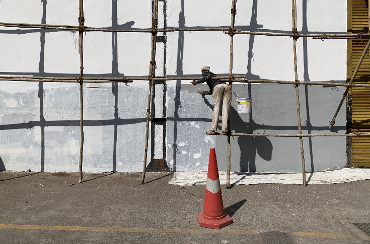 Livelihoods  of workforce in limbo, but centre eyes world trade disruption post crisis