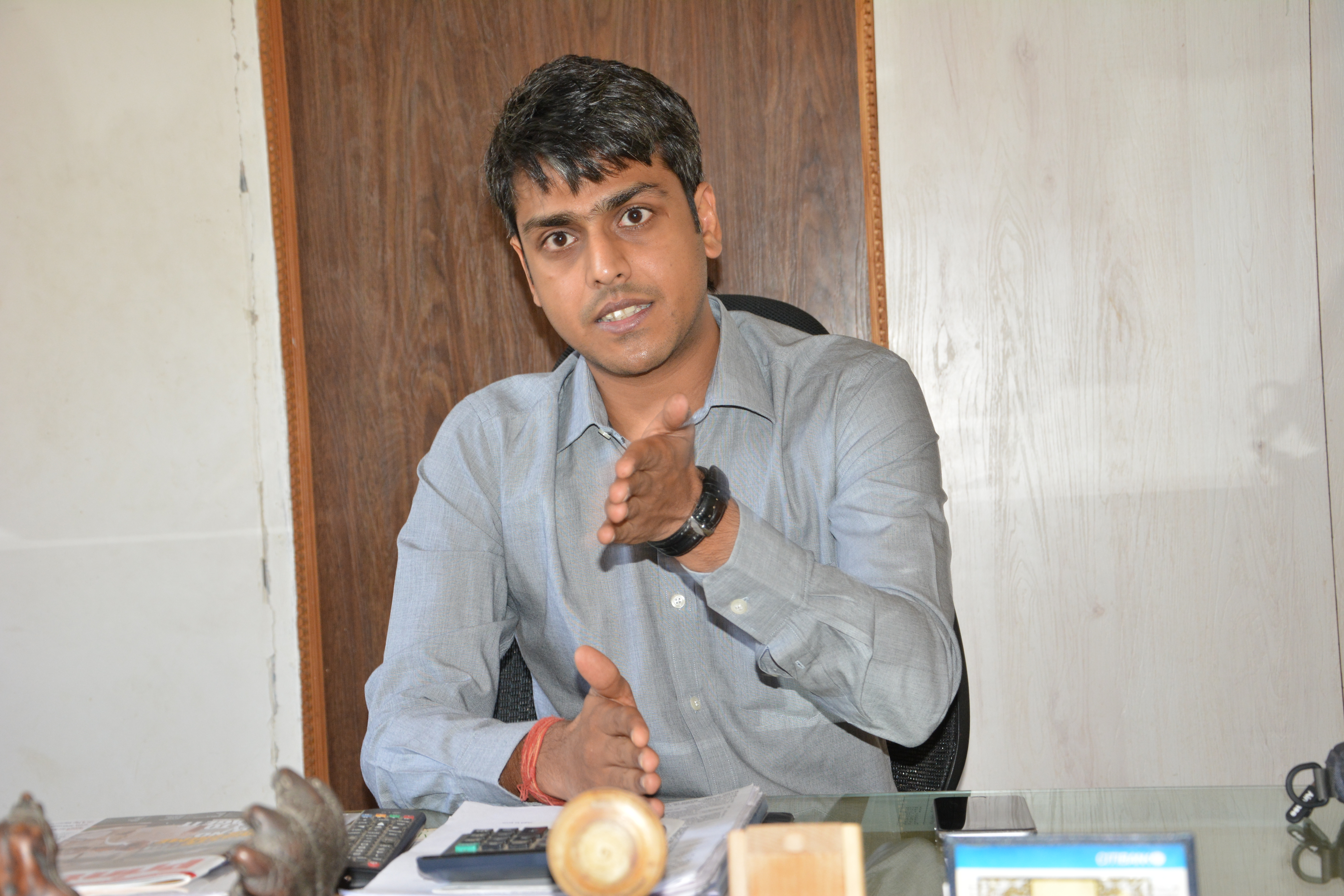 Konvertor: Delivering a metal punch