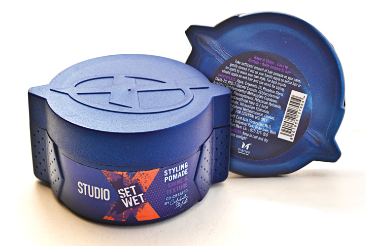 Private View: Studio Set Wet Gel