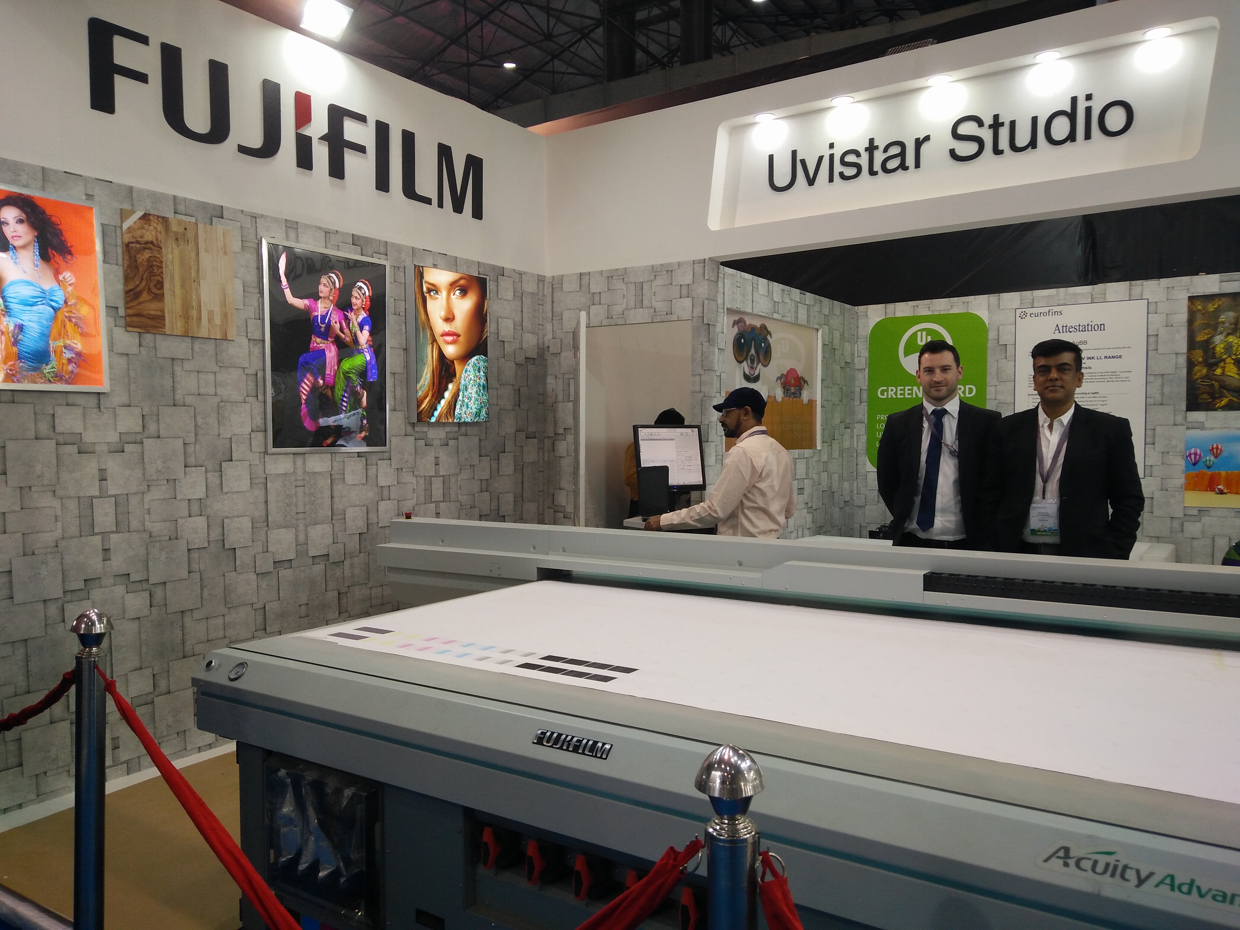 Media Expo: Fujifilm highlights UV; Acuity notches 70 installations