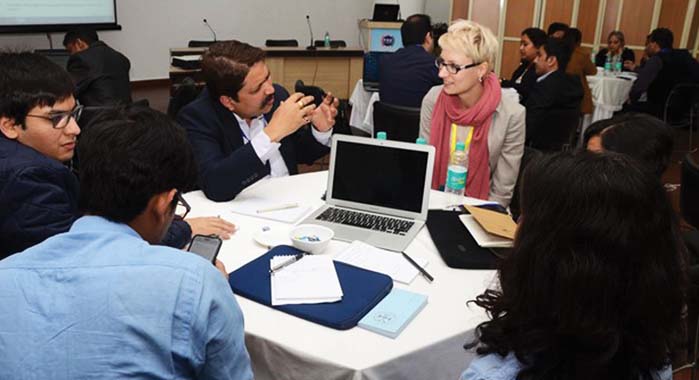 Print CEOs discuss the Frankfurt Book Fair at a roundtable