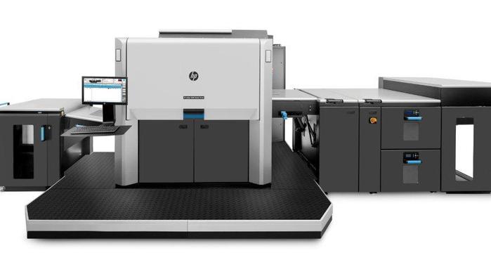 Shutterfly inks a five-year deal with HP