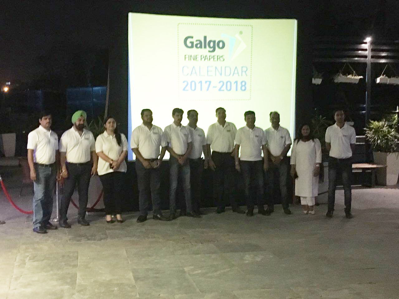 Galgo launches its calendar Eyes Wide Shut printed on glode