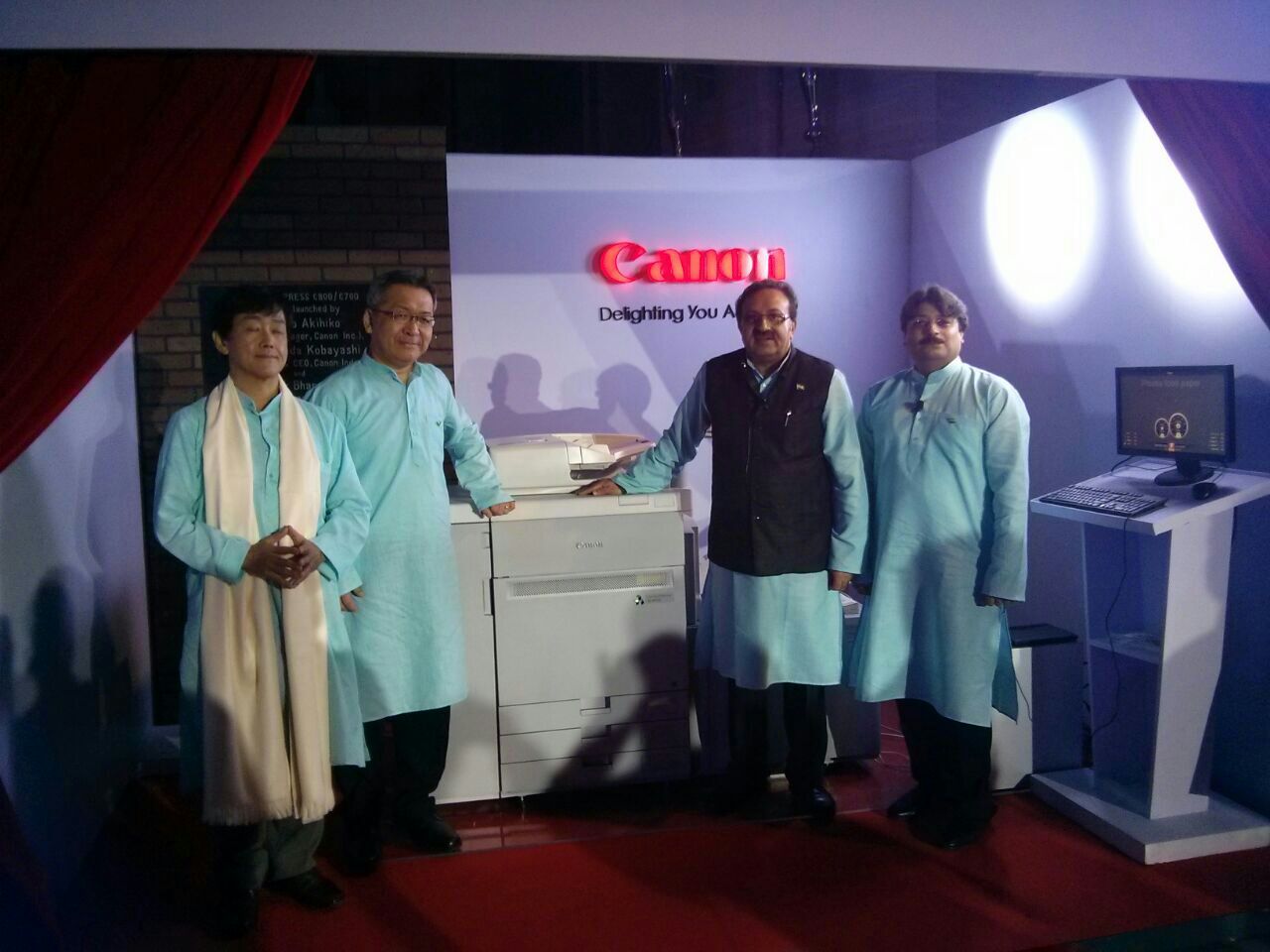Canon's C800 launched in front of 125 print CEOs in Gurgaon