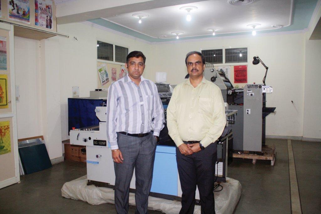 Sahil non-woven bag press