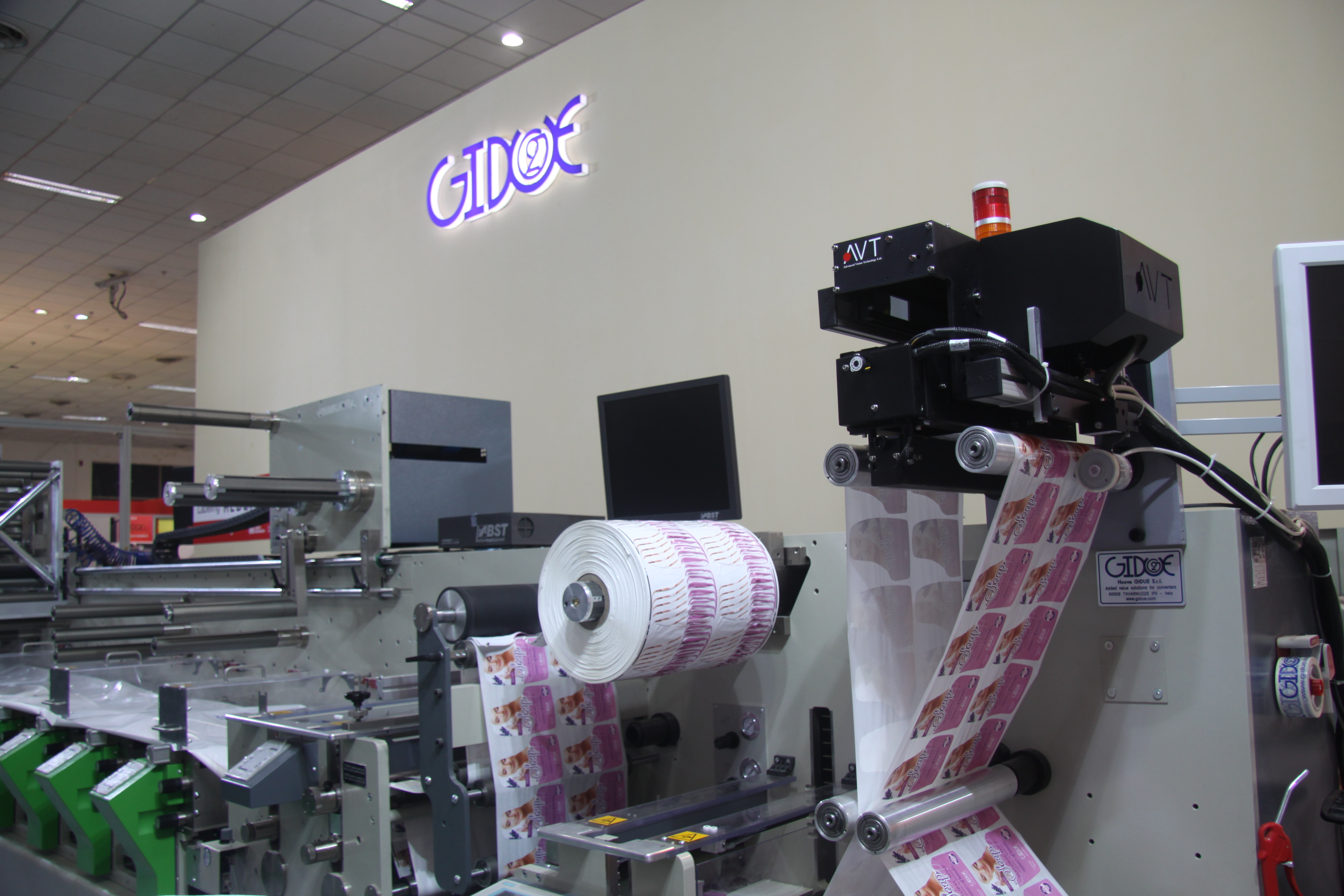 Reifenhauser launches latest version of Gidue’s Combat M1 at Labelexpo India