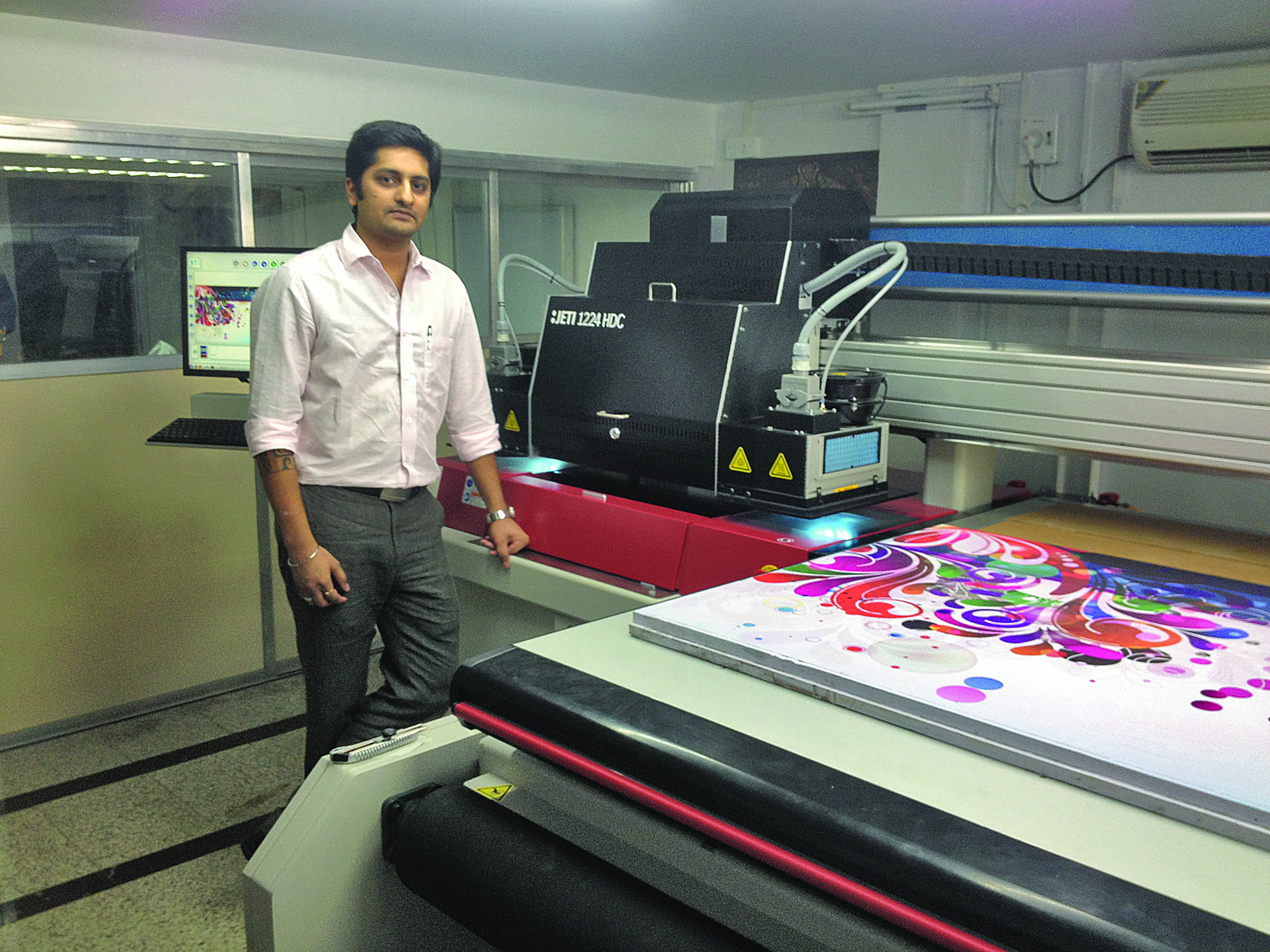 Liberty Graphics expand with Agfa Jeti 1224 HDC installation