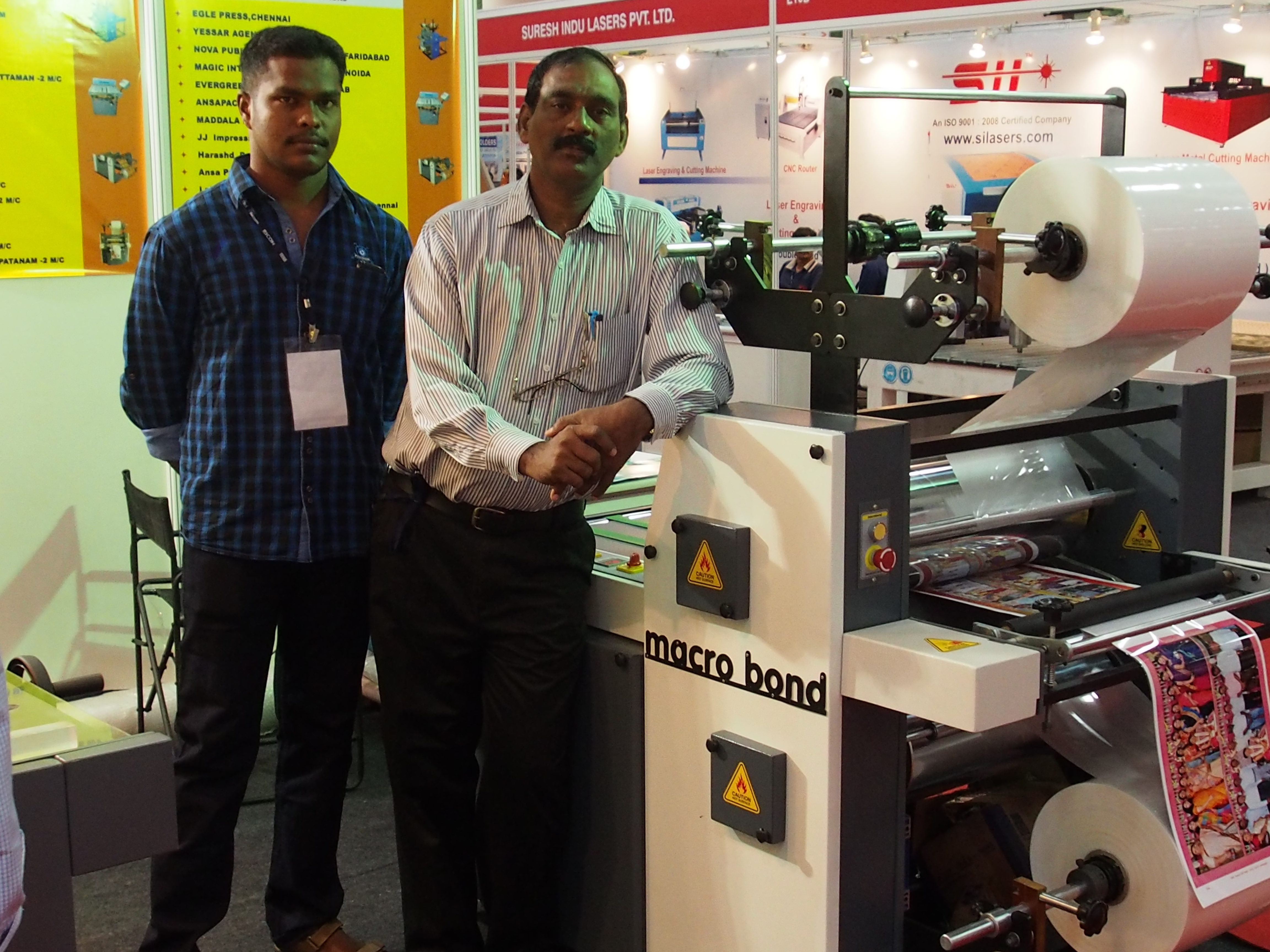 Macrobond displays its thermal lamination machine