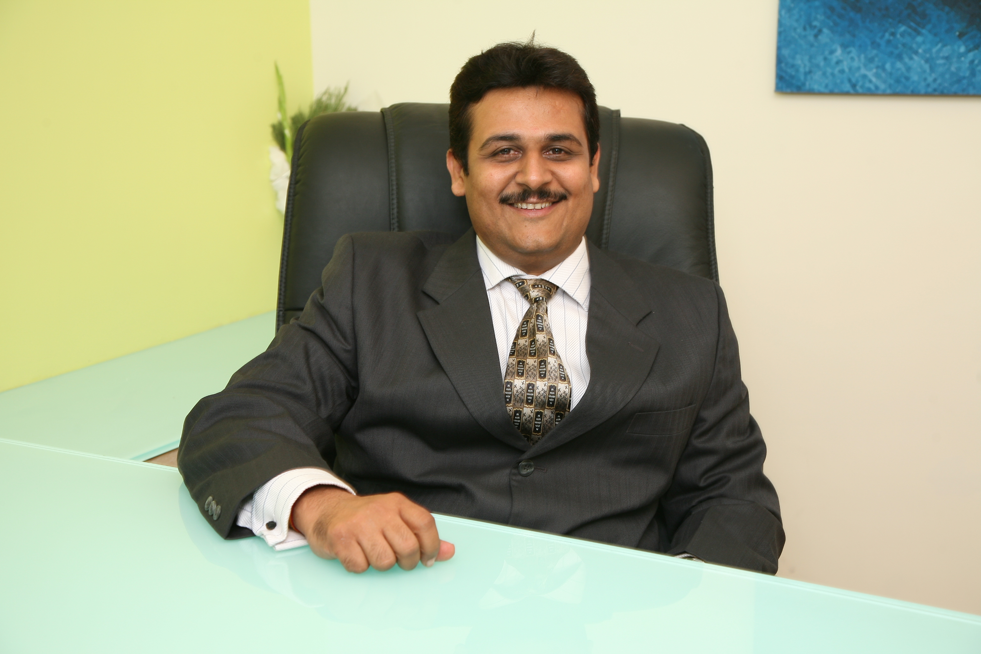 Image Online sets web-to-print in motion with Flexi Print