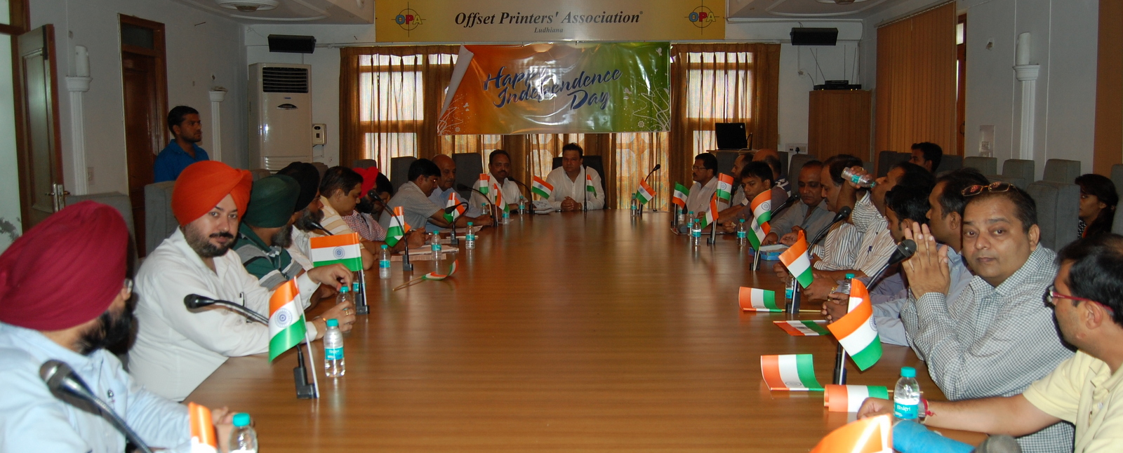 30 member delegation of Ludhiana printers head to Pack Print International 2013