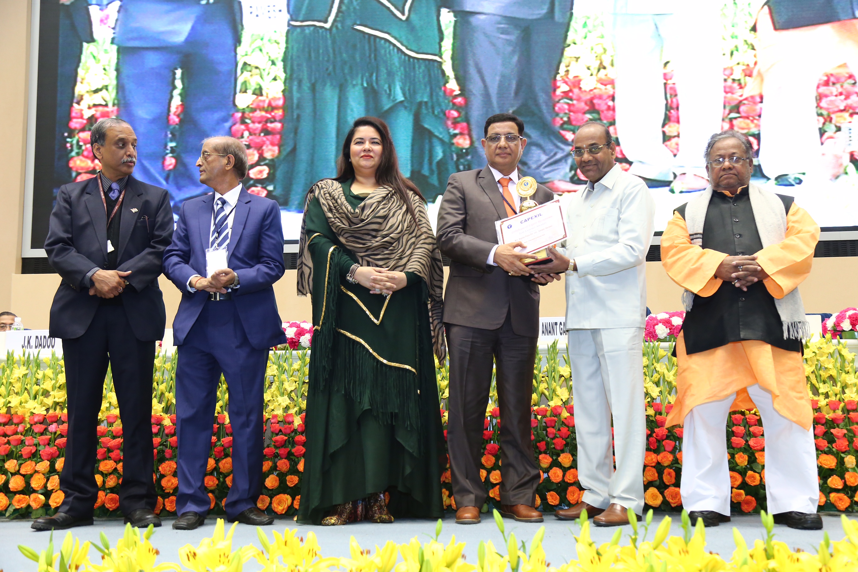 Replika Press wins Capexil Top Export Award for 2014-15