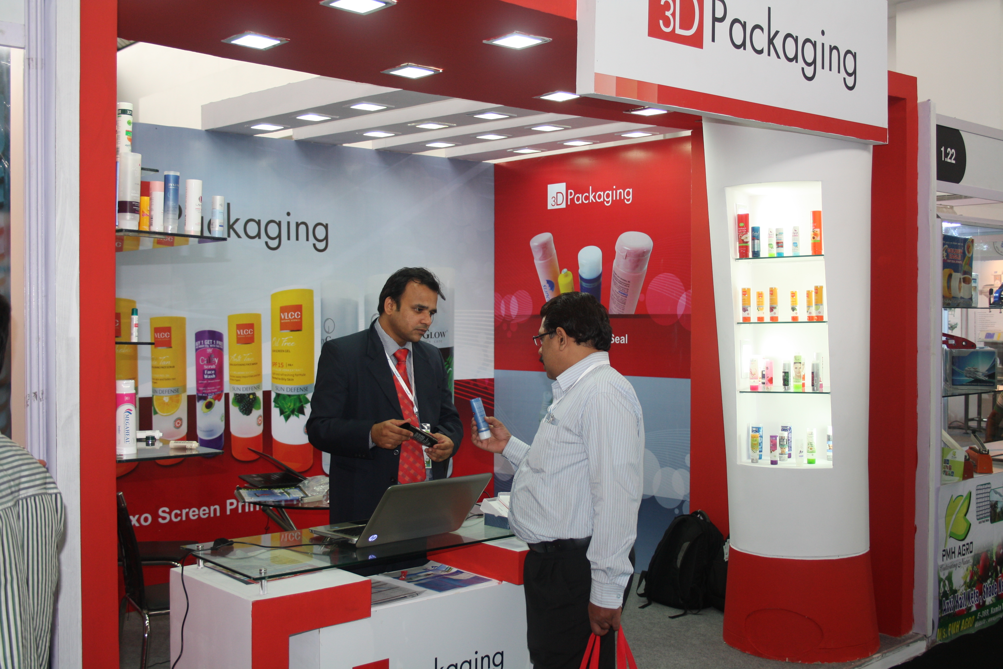 3D Technopack displays flexo-screen printing directly on tubes