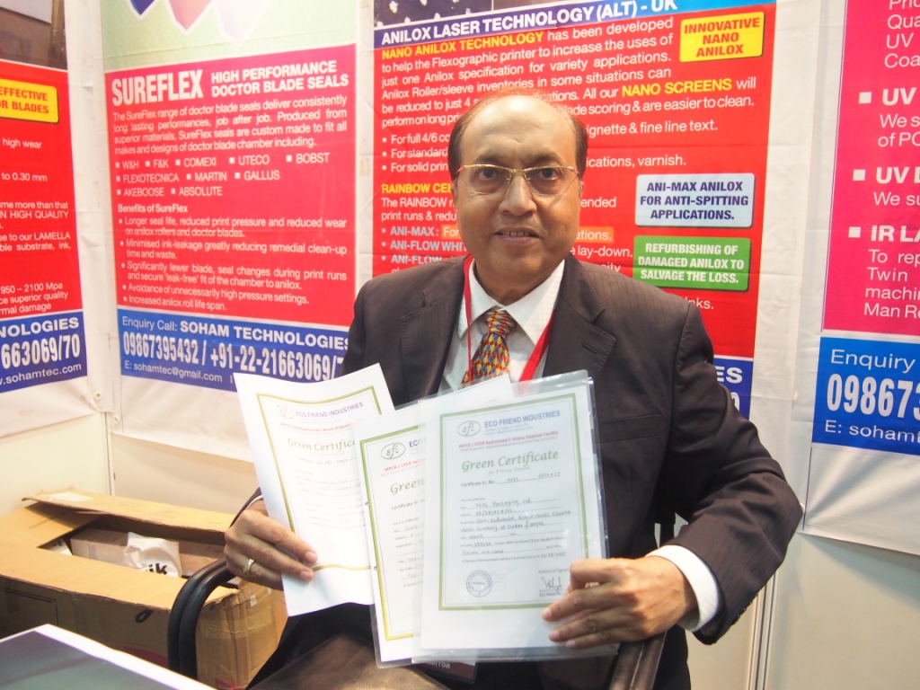 Dispose hazardous UV lamps the green way