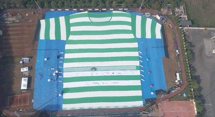 Plastindia makes the world’s largest t-shirt out of recycled plastic