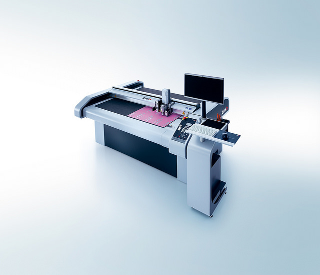 PrintPack 2017: Zund to showcase digital cutting machine