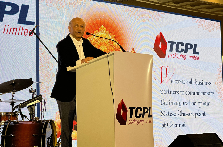 Akshay speaking about India’s export potential and industrial growth opportunities, comparing trade volumes in toys, electronics, garments, and footwear with China, Vietnam, and Bangladesh, while discussing expansion of a new manufacturing unit in Chennai 