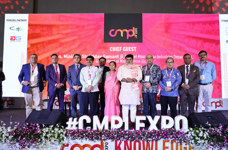 Large trade exhibition floor at CMPL Expo 2025 showcasing packaging, food and beverage, cosmetics, and private label products, with industry professionals networking and attending sessions on sustainable and innovative packaging trends