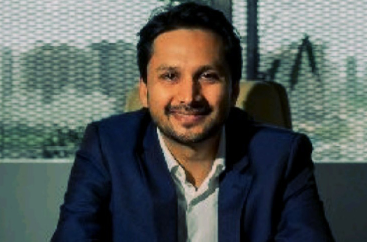 Business seminar presentation on packaging supply chains in a de-globalised world, featuring industry discussions on FMCG packaging, regional sourcing, and evolving global trade and compliance trends