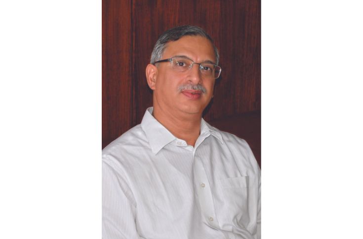 Modern commercial printing facility showcasing advanced automation, digital workflows, quality control systems, and end-to-end print production focused on efficiency and customer satisfaction