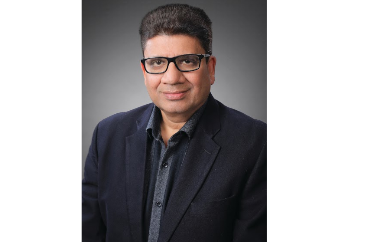 Interview on India’s newsprint industry highlighting supply chain disruptions, rising freight costs due to Red Sea crisis, Russian paper supply constraints, and the shift in newspaper consumption from metro cities to regional and rural markets