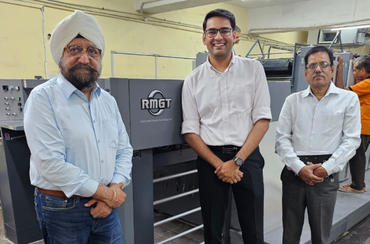 RMGT offset printing press at Kriti Printers producing high speed commercial and book printing, featuring automated ink control, dampening systems, and advanced Japanese printing technology for higher productivity