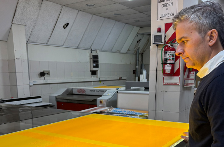 Fotograbados Longo pre-press facility featuring Miraclon NX System with PureFlexo Printing technology for flexographic plate production and print quality enhancement