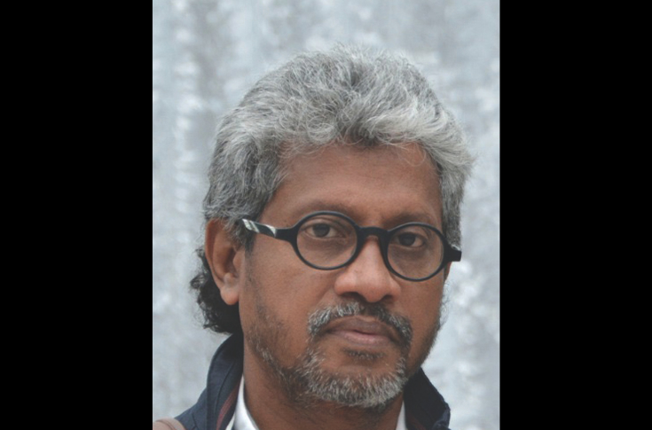 Labelexpo Europe 2025 exhibition hall showcasing label printing technologies, sustainability innovations like eco-friendly foiling and adhesives, and demonstrations of automated and hybrid printing systems