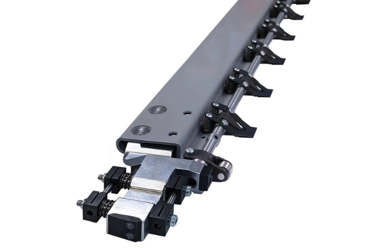 Precision gripper bars and replacement components for die-cutting machines showcased at PrintPack India 2025 with OEM-quality performance and cost-effective solutions