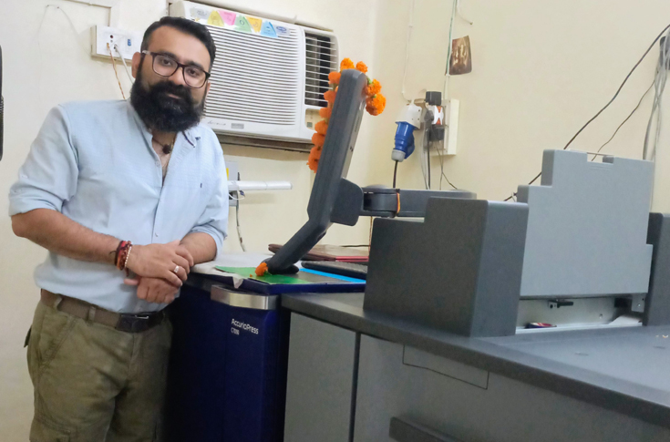 Snap Kosh team with the Konica Minolta AccurioPress C7090, enhancing colour quality, sharpness, and digital printing performance for diverse print applications