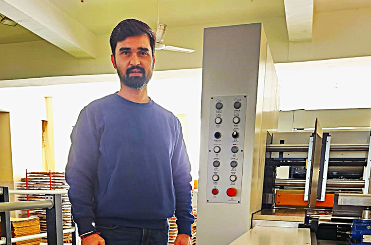 Robus India MHC-1300F automatic die-cutting machine used by Aero Packaging for high-speed corrugated carton production with servo control, IoT systems, and precision cutting technology