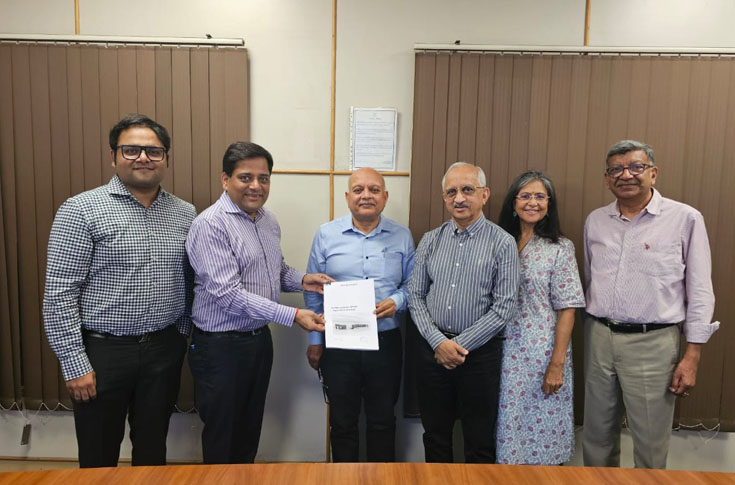Industrial packaging printing facility at HBD Packaging featuring the Koenig & Bauer Rapida 106 offset press producing FMCG and food and beverage packaging on paper, board, and corrugated materials with high-speed, precision-driven output