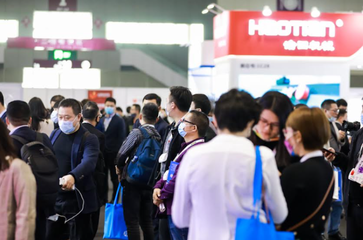 Labelexpo South China 2024 in Shenzhen featuring label and packaging printing machinery exhibitors, industry networking, and visitors exploring advanced printing technologies at the Shenzhen World Exhibition and Convention Center