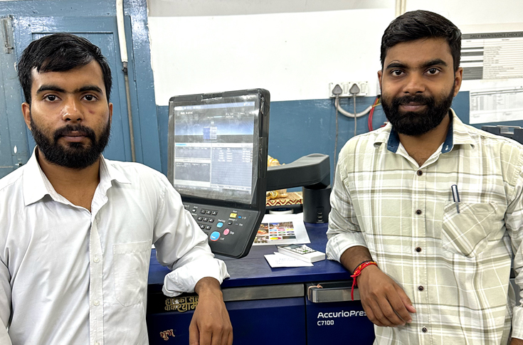 Shree Kamana team with the Konica Minolta AccurioPress C7100, enhancing high-volume label, brochure, and commercial printing with improved efficiency and quality