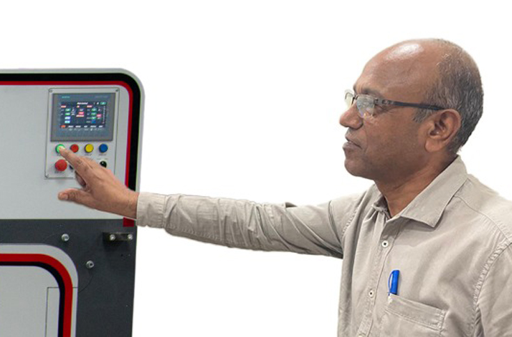 Arrow Digital ArrowJet Aqua 800M wide-format inkjet printing system installed at Neha Converters, showcasing high-resolution 1600-dpi label and packaging production for short and medium-run applications