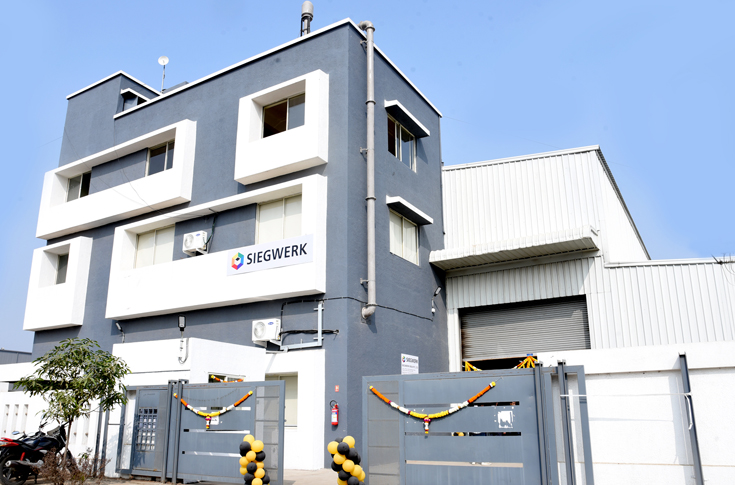 Siegwerk India inaugurates a modern colour matching centre in Pune featuring advanced ink production technologies, customised packaging ink solutions, and sustainable manufacturing practices for the printing industry