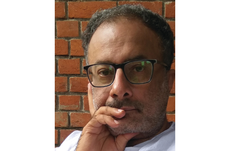Editorial commentary on counterfeit packaging and printing technologies, discussing anti-counterfeit solutions, market statistics, and the economic and societal impact of fake products in India